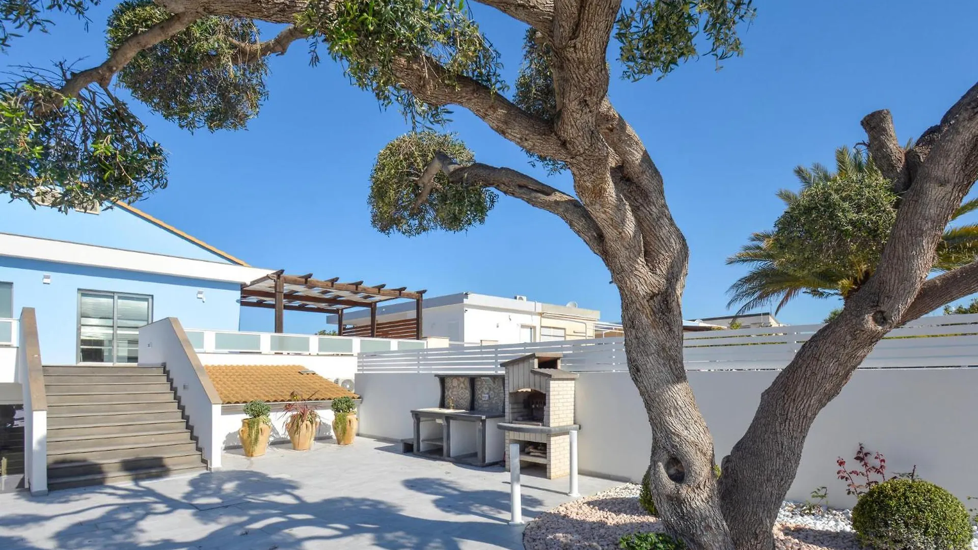 Tatil Evi 4 Bedroom Amazing Home In Kaukana Villaggio Azzurro